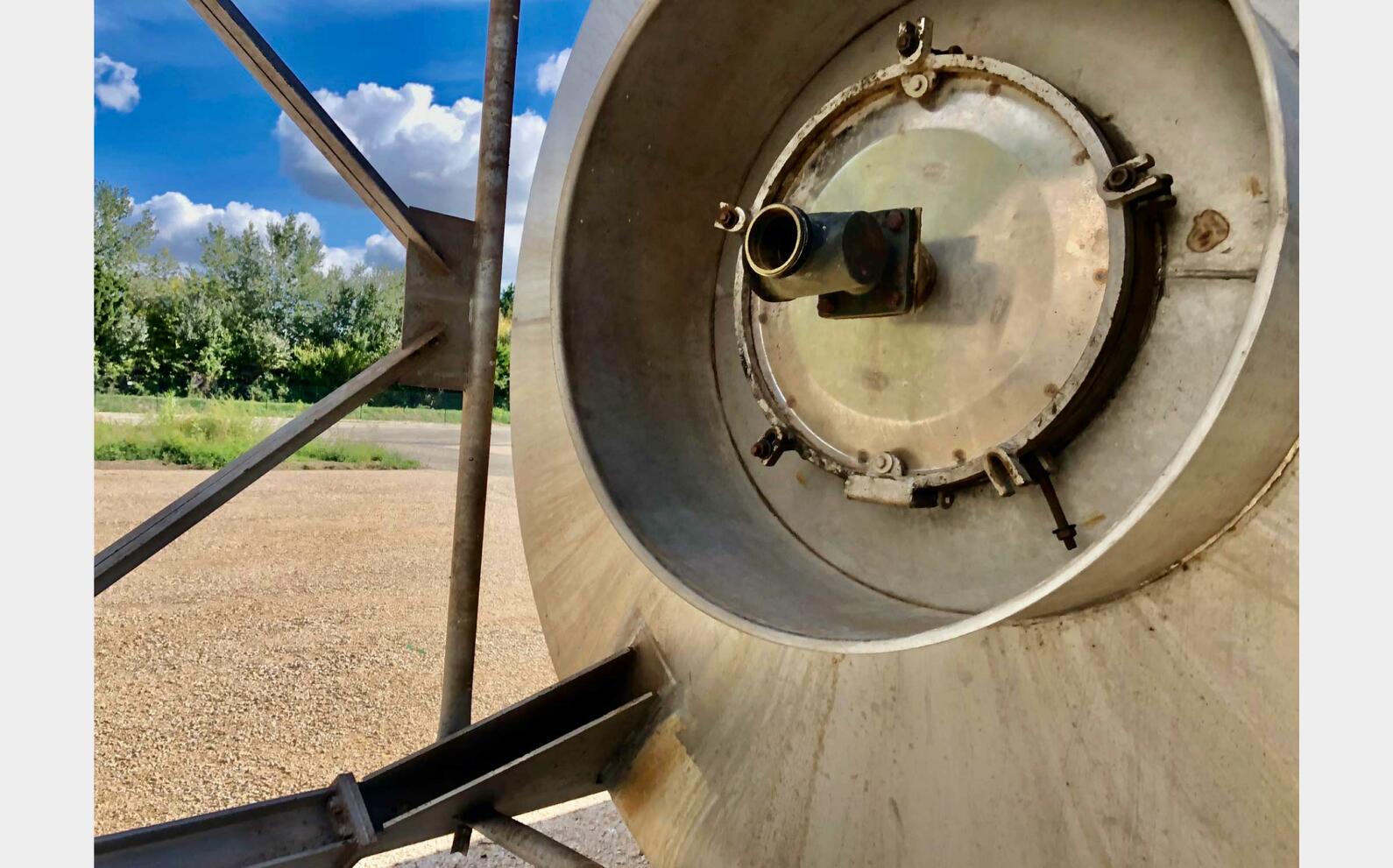 Stainless steel tank 450 HL (45 000 liters)