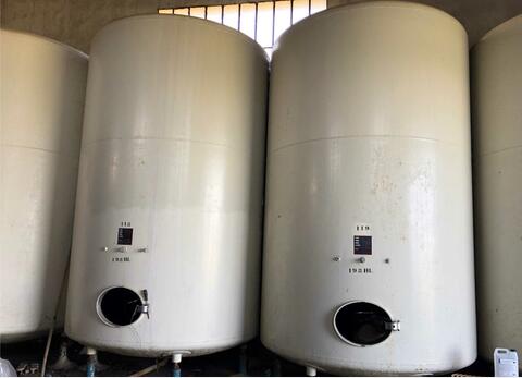 Coated steel tank - On feet 198 HL (19 800 liters)
