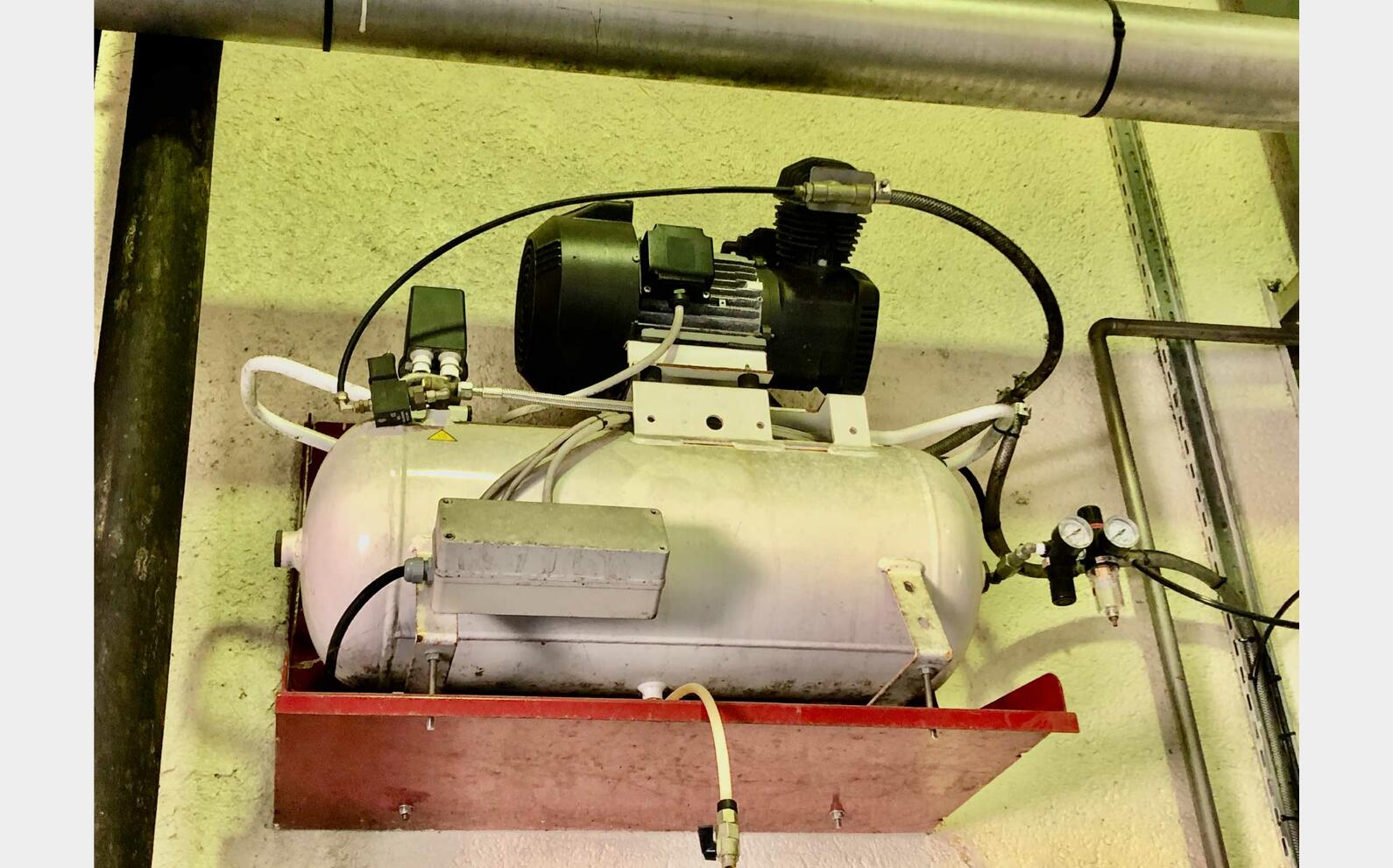 Pressoir inertys - Xpert 250 250 HL (25 000 litres) BUCHER