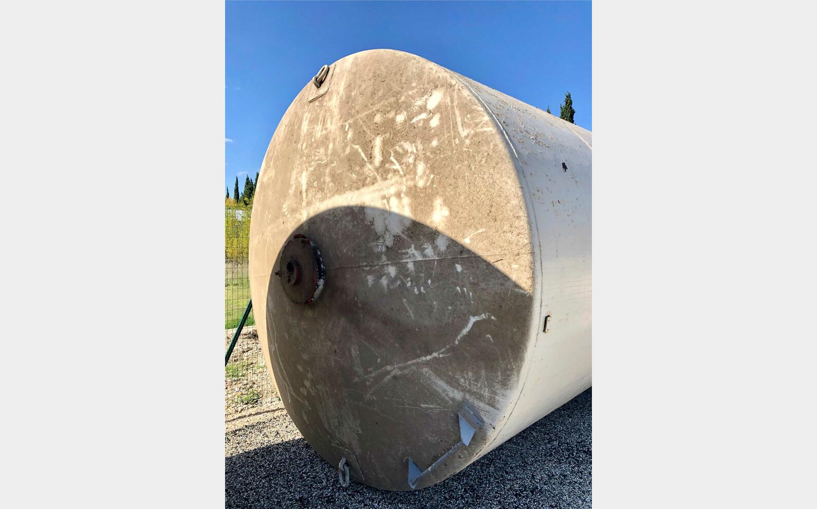 Coated steel tank - On concrete feet 250 HL (25 000 liters)