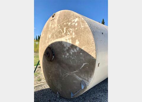 Coated steel tank - On concrete feet - Rectangular