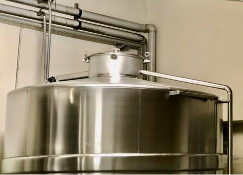 304L stainless steel tank - Cylindrical  - Vertical on legs