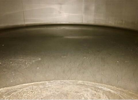 304L stainless steel tank - Cylindrical  - Vertical on legs