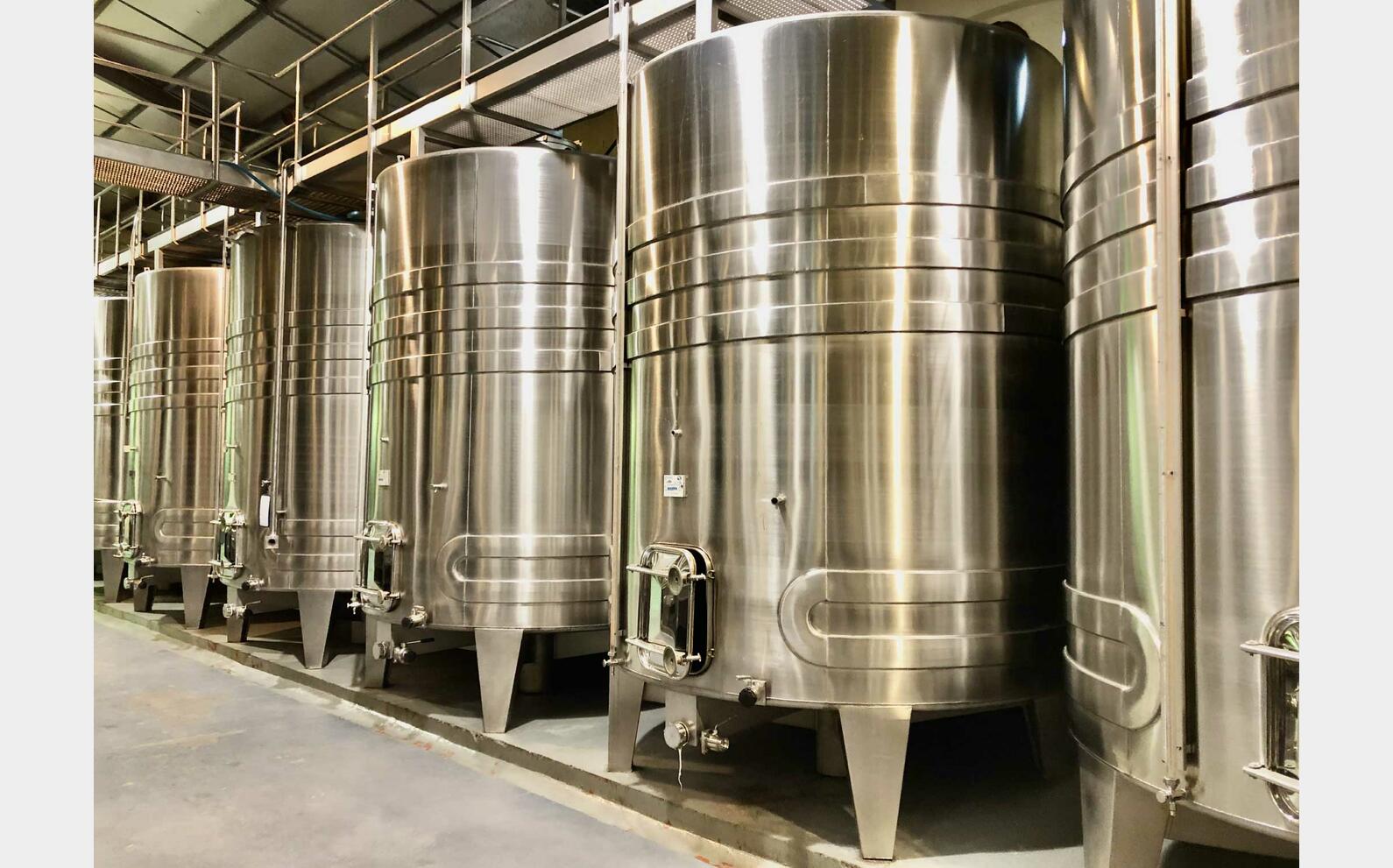 304L stainless steel tank 150 HL (15 000 litres) STAI