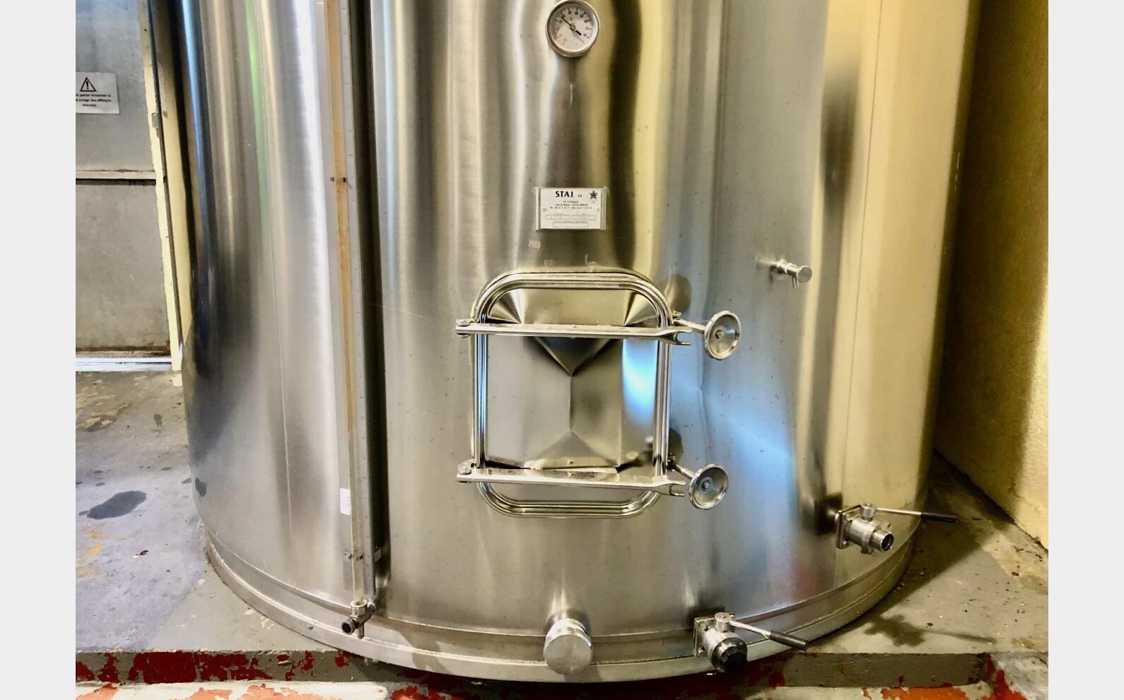 304L stainless steel tank - Flat bottom 190 HL (19 000 litres) STAI