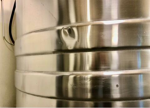 304L stainless steel tank - Cylindrical  - Vertical on legs