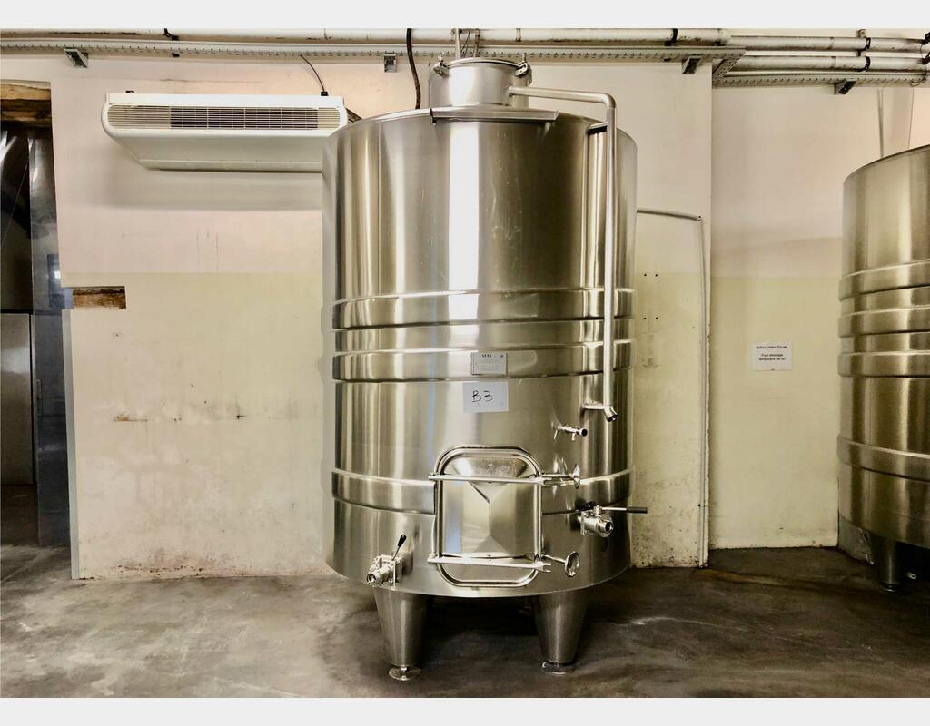 304L stainless steel tank 39 HL (3 900 litres) STAI
