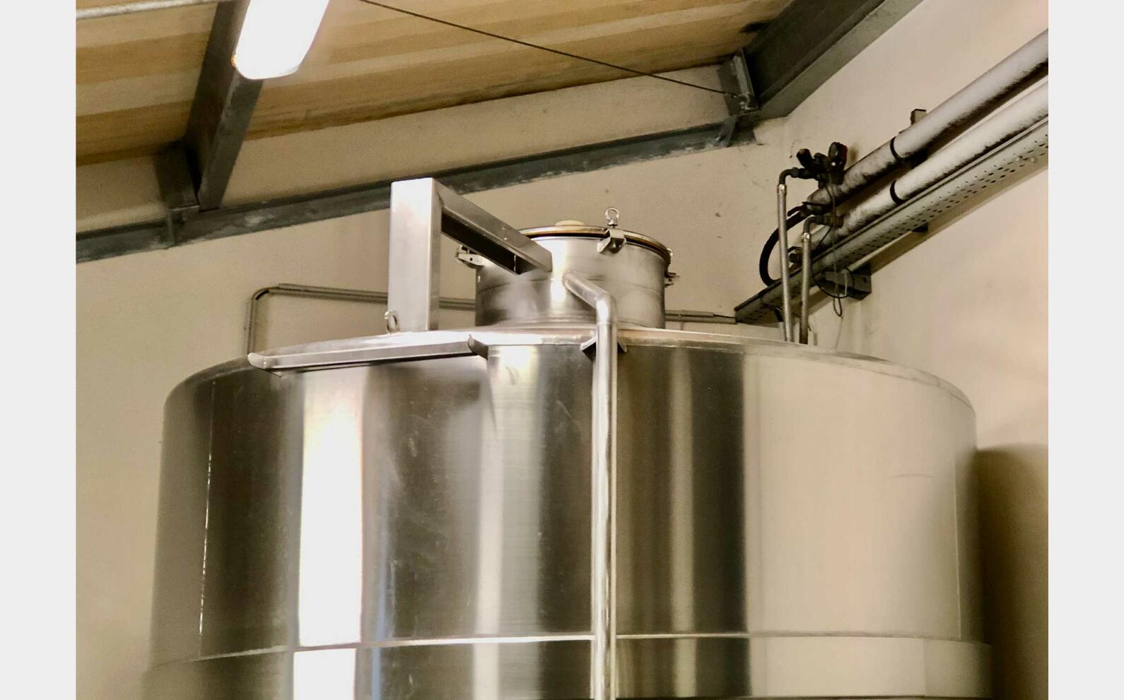 304L stainless steel tank 71 HL (7 100 litres) STAI