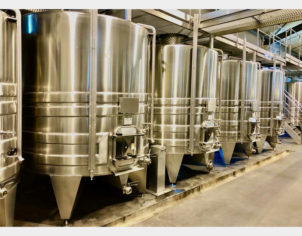 304L stainless steel tank 75 HL (7 500 litres) STAI