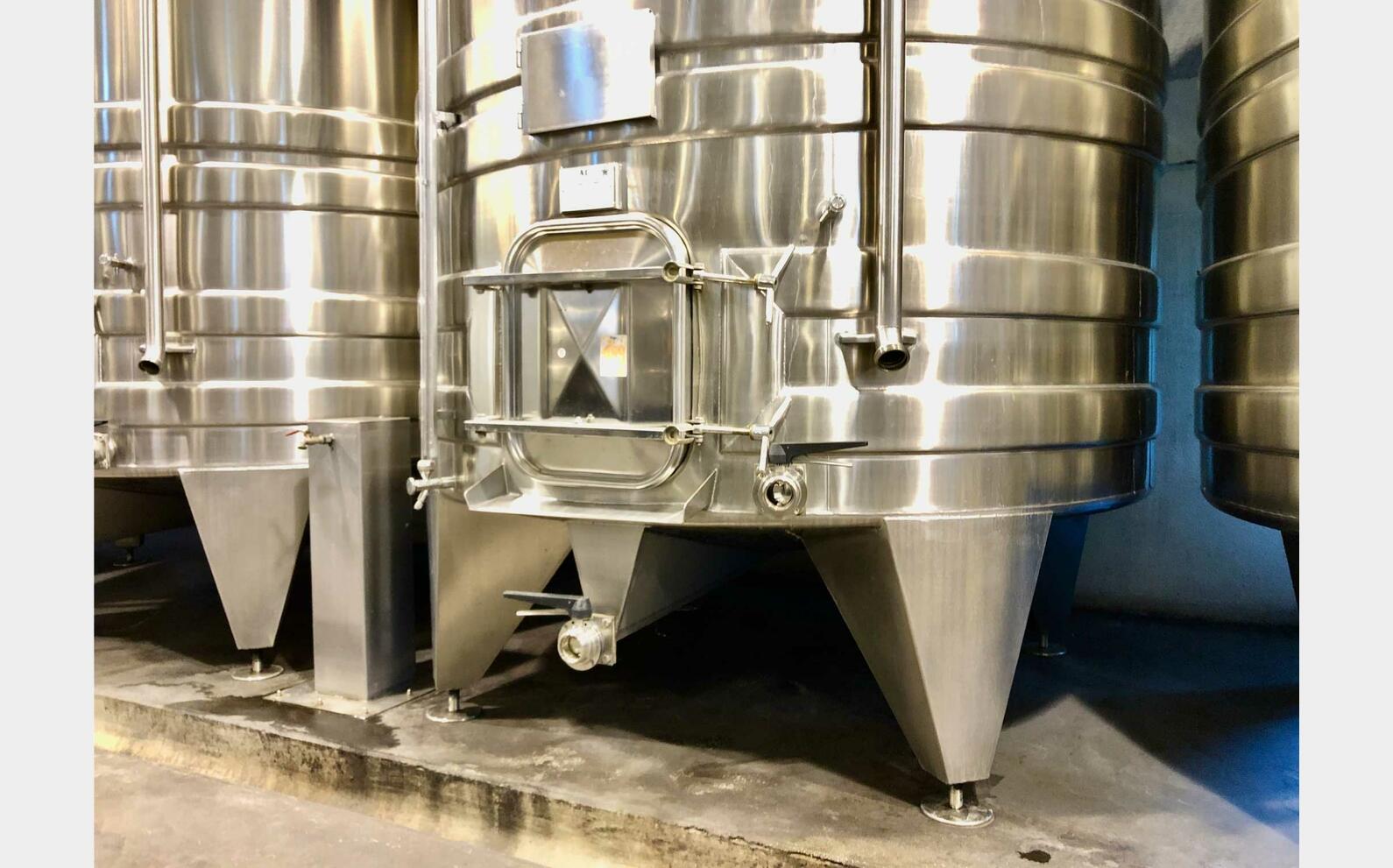 Cuve inox 304L 75 HL (7 500 litres) STAI