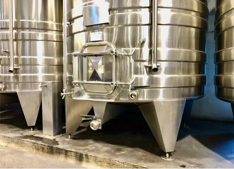 Cuve inox 304L 75 HL (7 500 litres) STAI