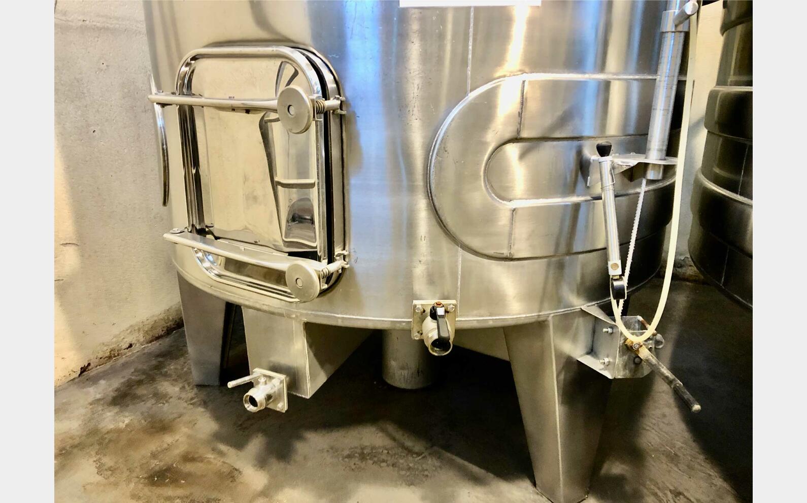 Cuve inox 304L - Chapeau flottant 50 HL (5 000 litres) STAI