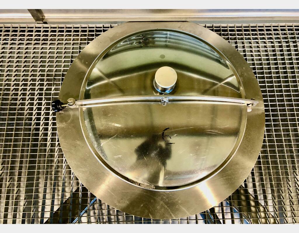 Cuve inox 304L cylindrique  - Verticale sur pieds