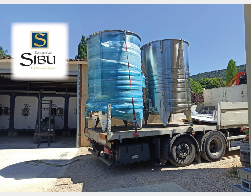 actualite-arsilac-installation-cuve-inox-domaine-les-sibu