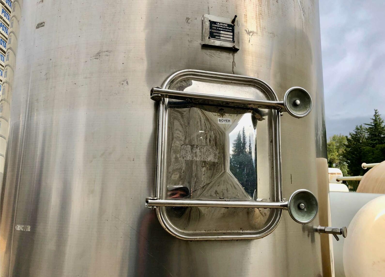 Stainless steel tank