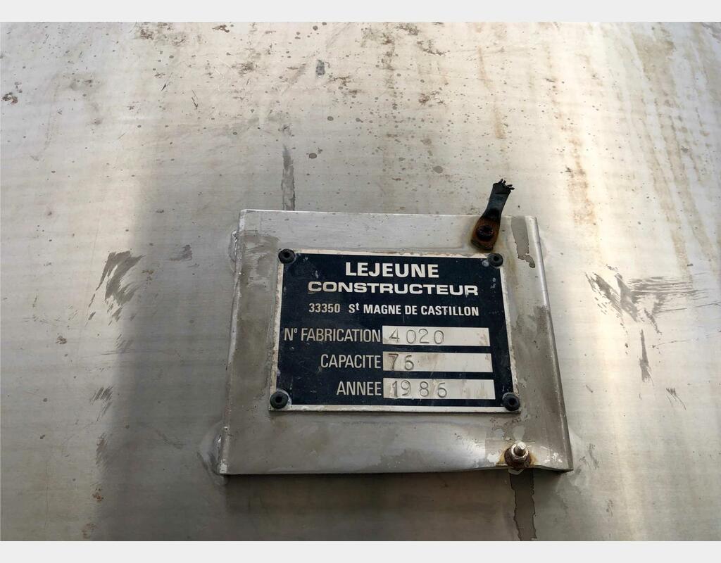 Stainless steel tank