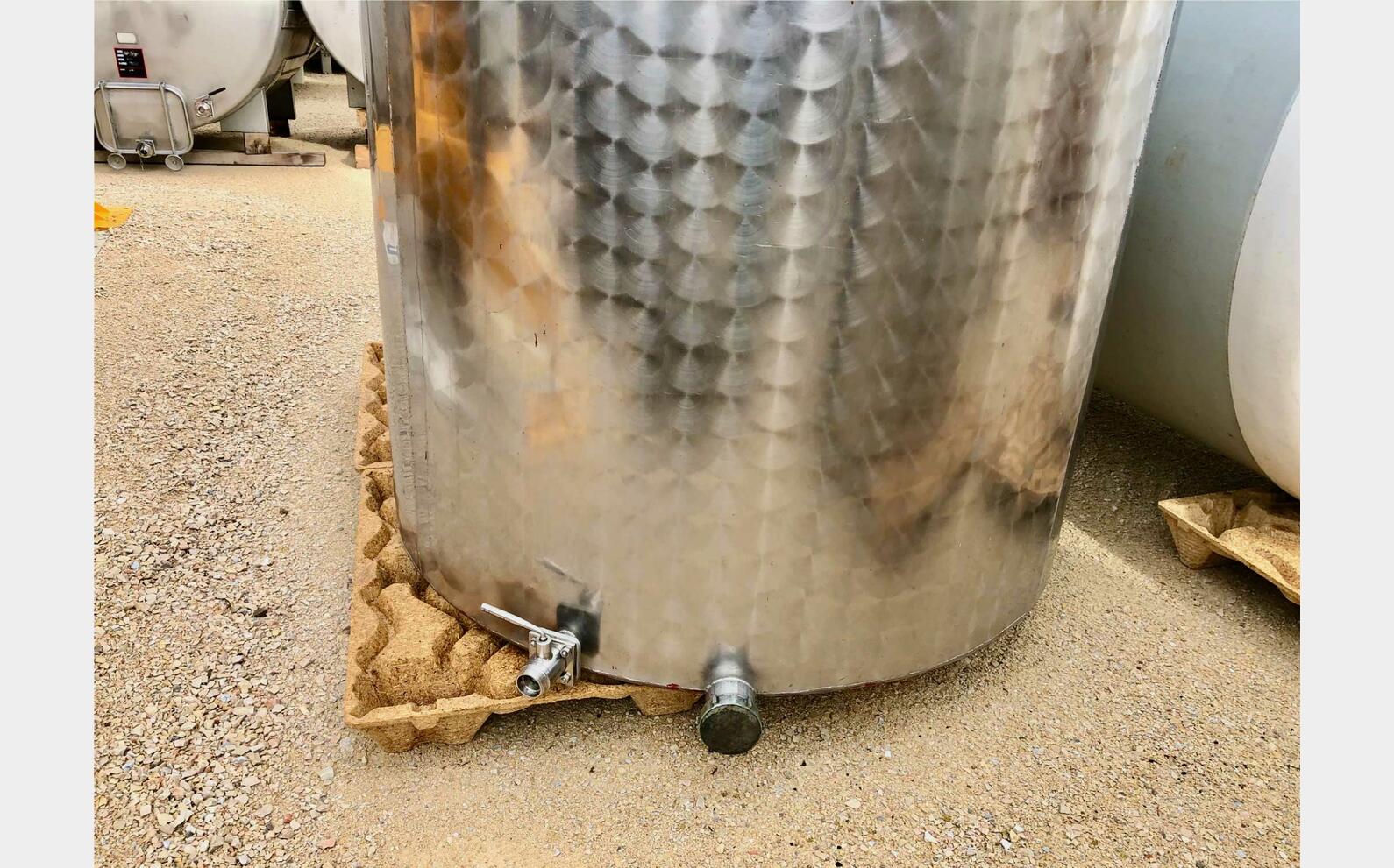Cuve inox 60 HL (6 000 litres)