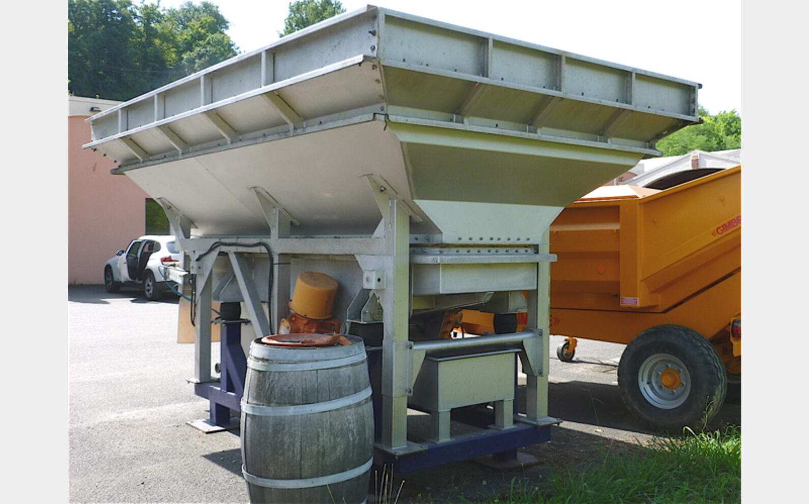 conquet vibrant  VASLIN BUCHER Volume : 80 hls (8000 litres)