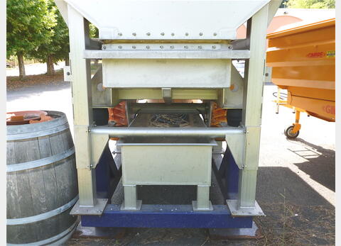 conquet vibrant  VASLIN BUCHER Volume : 80 hls (8000 litres)