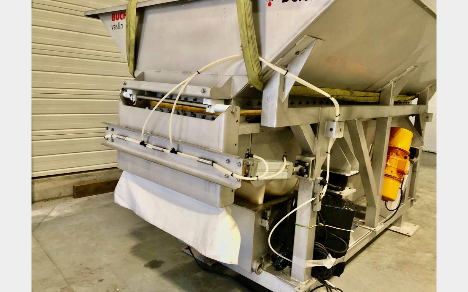 Vibrating Conquet 60 HL (6 000 litres) BUCHER