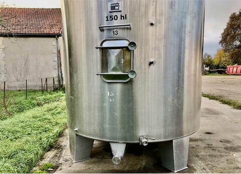 Stainless steel tank on legs - Storage