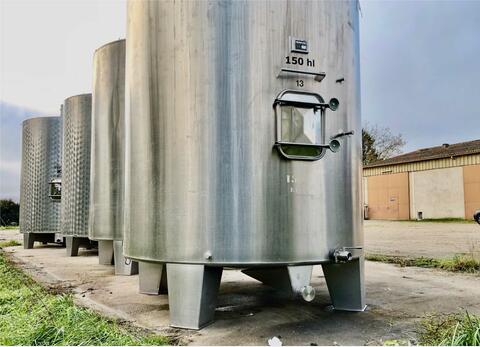 Stainless steel tank on legs - Storage