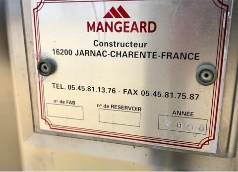 Cuve inox 304 fond inclin&eacute; &agrave; 30% 150 HL (15 000 litres) MANGEARD