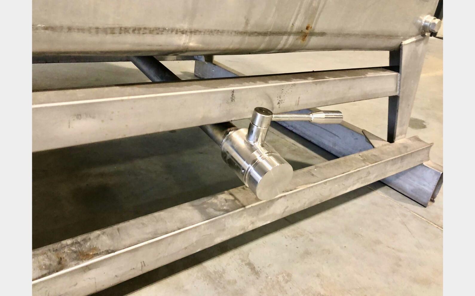 Stainless steel container Kronen 10 HL (1 000 liters) 3C