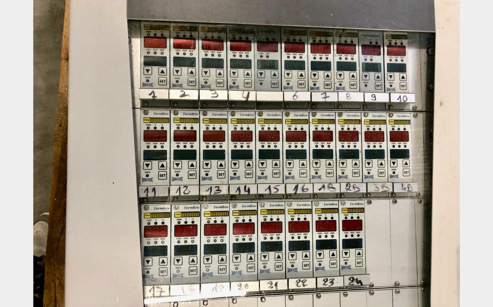 Control cabinet