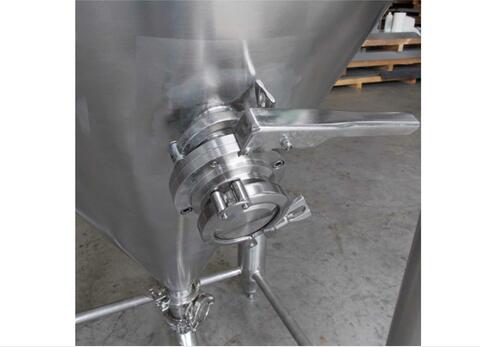 Stainless steel tanks 304 - Cylindro-conical From 9.5 to 15.2 HL ARSILAC