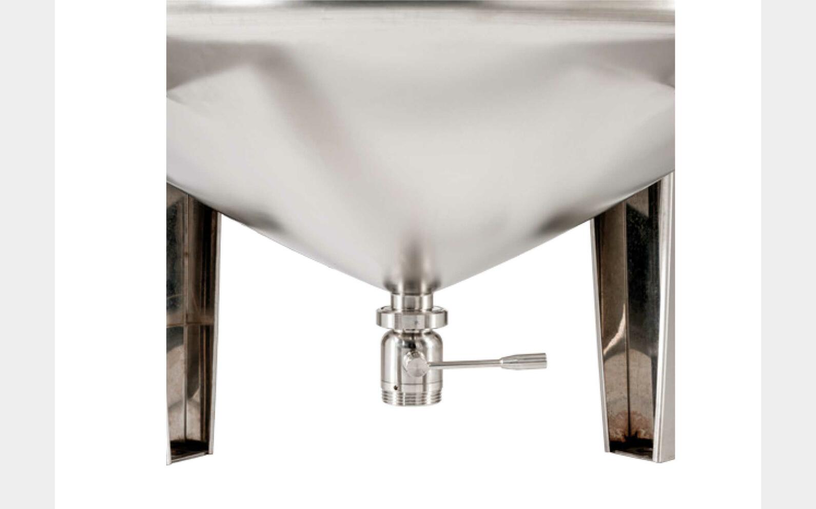  Stainless steel tanks - MTFCM From 7,15 HL (715 liters) to 20 HL (2000 liters) ARSILAC