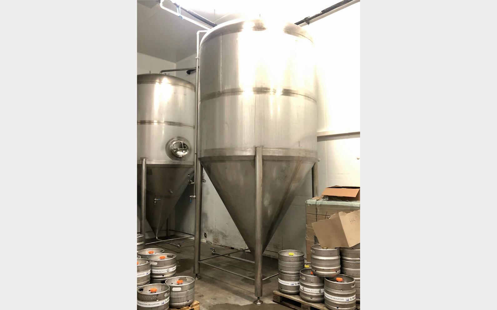 Stainless steel tank - Cylindro conical 110 HL (11 000 litres) PSS