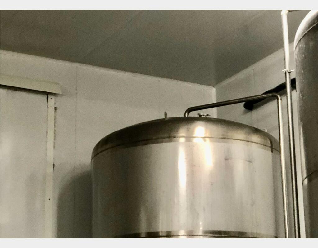 Stainless steel tank