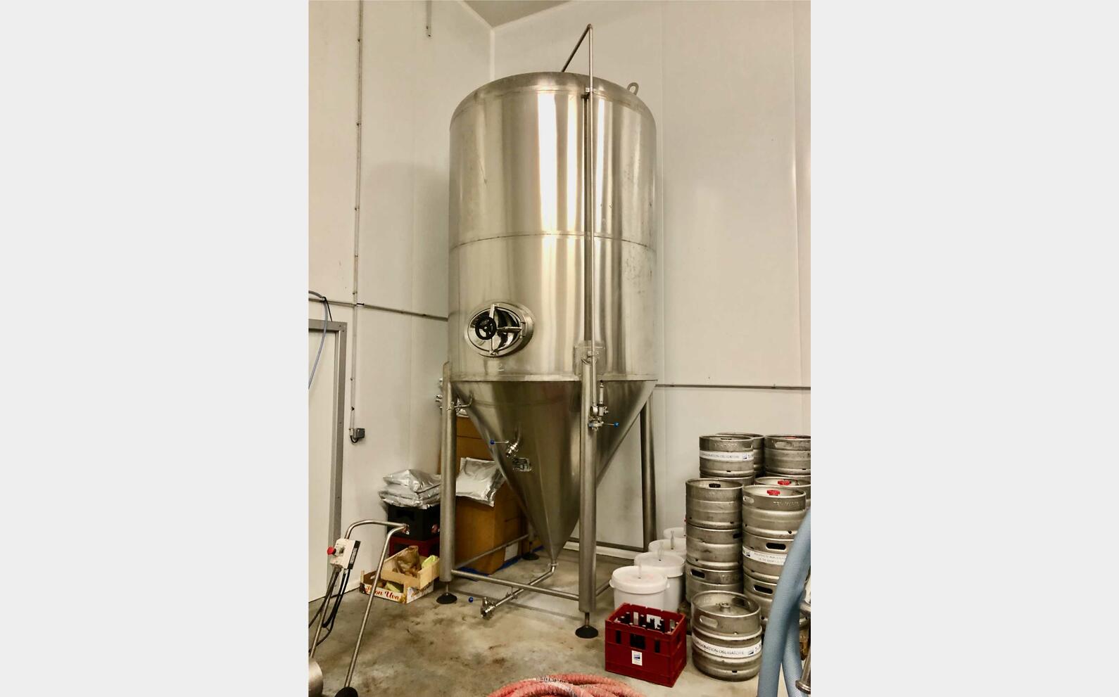 Cuve de garde inox - Cylindro conique 60 HL (6 000 litres) PSS