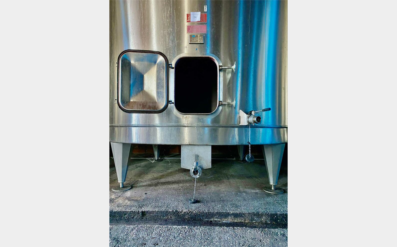 Stainless steel tank 304 L 230 HL (23 000 litres) PIERRE GUERIN