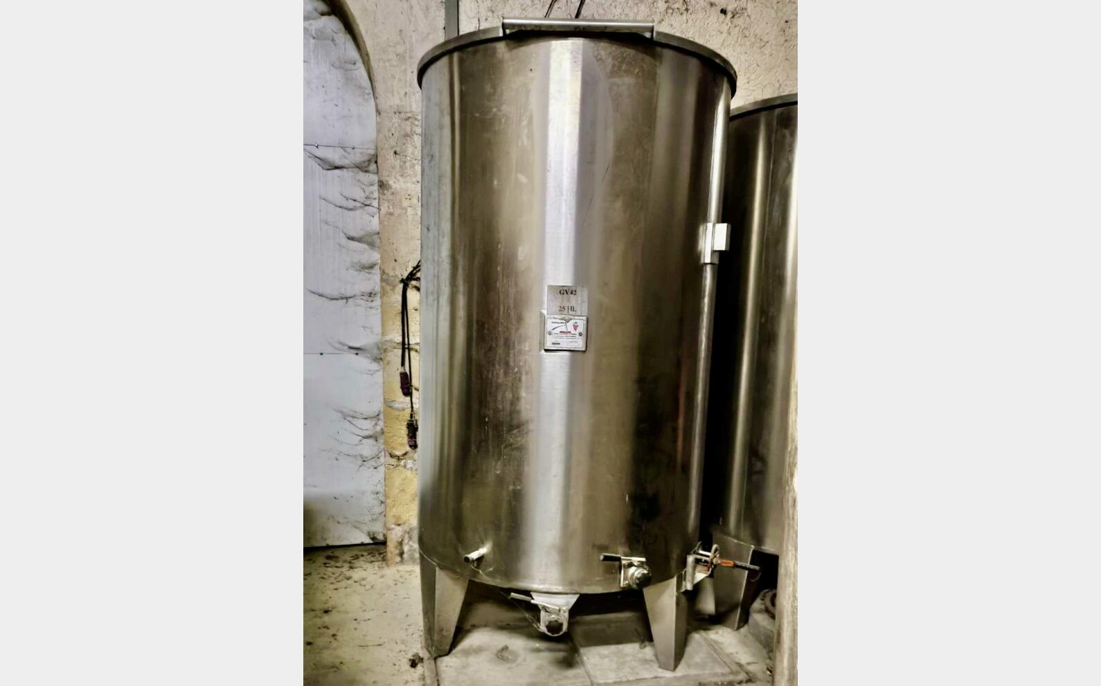 Cuve inox - Chapeau flottant 25 HL (2 500 litres) RURALINOX