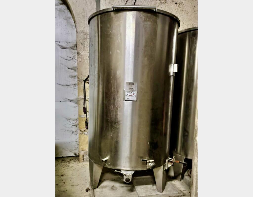 Cuve inox - Chapeau flottant 25 HL (2 500 litres) RURALINOX