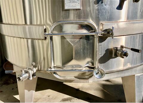 Cuve inox - Stockage 94,5 HL (9 450 litres) STAI
