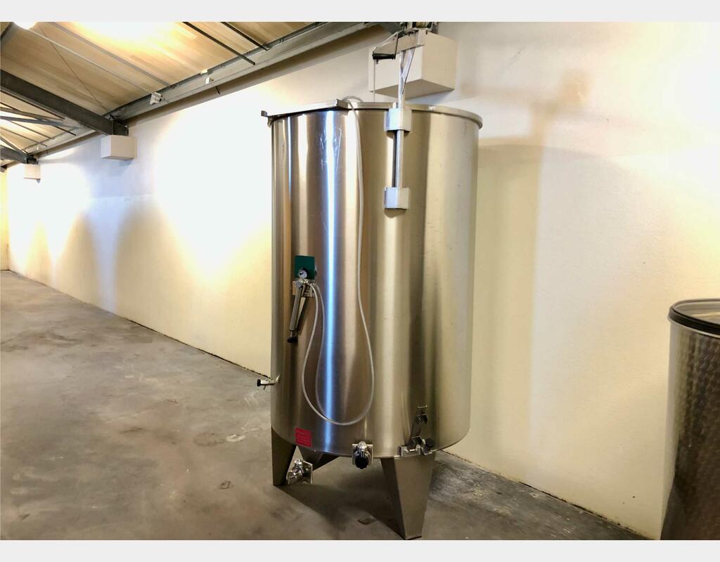 Cuve inox chapeau flottant