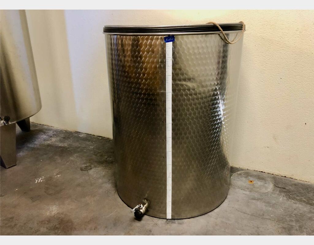 Cuve inox à chapeau flottant