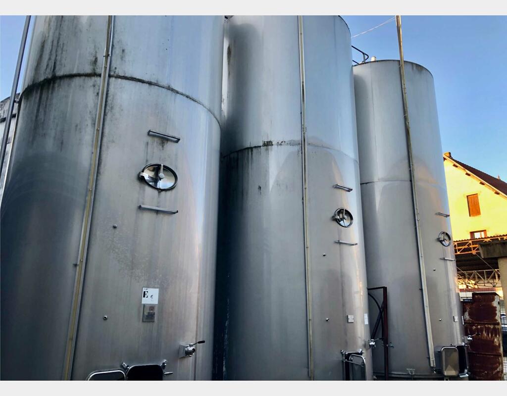 Cuve inox 304 fond inclin&eacute; &agrave; 2.5% 507 HL (50 700 litres) LEJEUNE