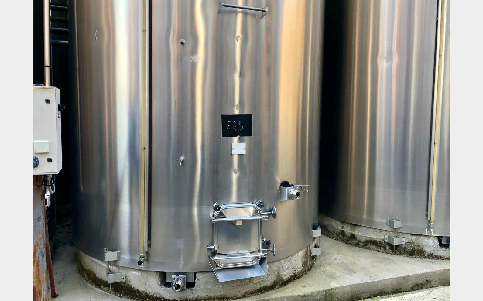 304L stainless steel tank  - Flat bottom inclined 507 HL (50 700 litres) CTIA