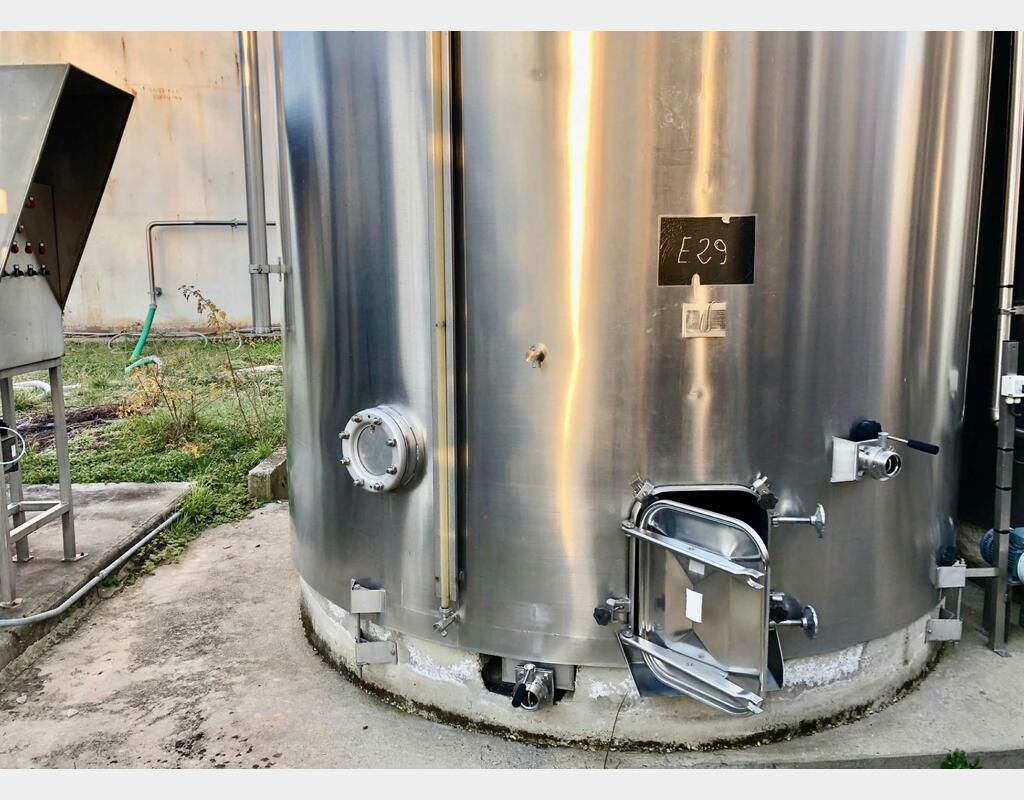 304 stainless steel tank - Storage / fermentation - Flat bottom inclined on invert