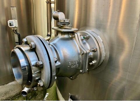 Cuve inox 304L fond inclin&eacute; &agrave; 2.5% 507 HL (50 700 litres) CTIA