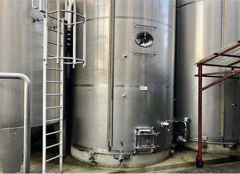 304 stainless steel tank - Storage / fermentation - Flat bottom inclined on invert