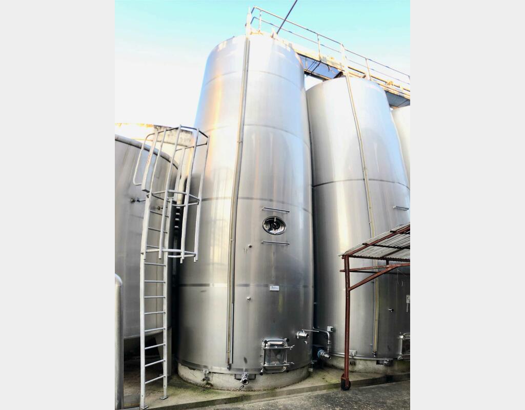 304 stainless steel tank - Storage / fermentation - Flat bottom inclined on invert