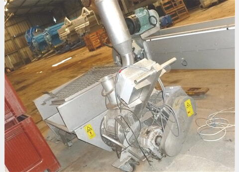 Pompe &agrave; vendange &agrave; piston rotatif elliptique Marque : DABRIGEON