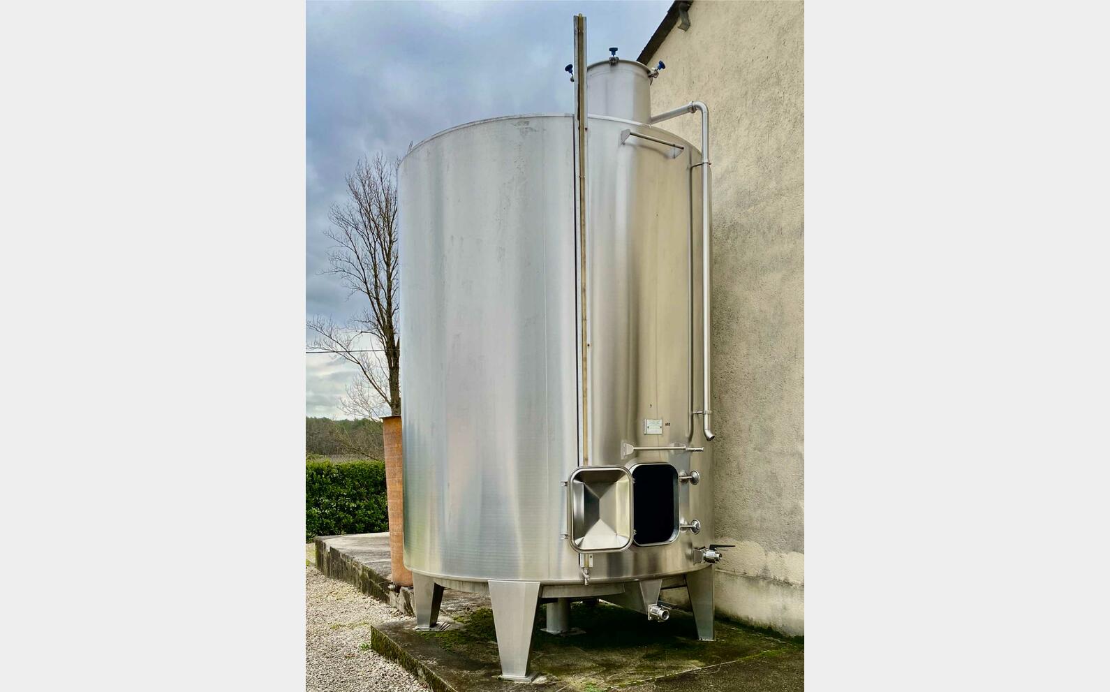 Cuve inox - Sur pieds 150 HL (15 000 litres) CHALVIGNAC