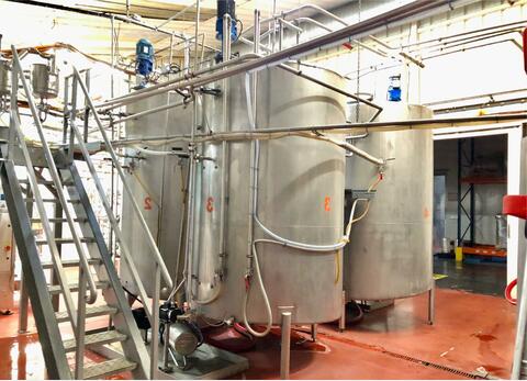 Cuve inox 304 - Serpentin chaud/froid 65 HL (6 500 litres)