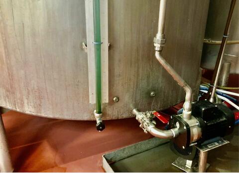  304 ss tank - Hot/cold coil 65 HL (6,500 litres)